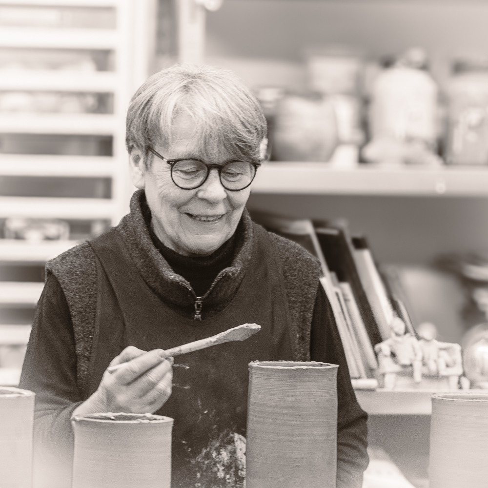 Michèle Novak - céramiste - potière - Saint-Pierreville